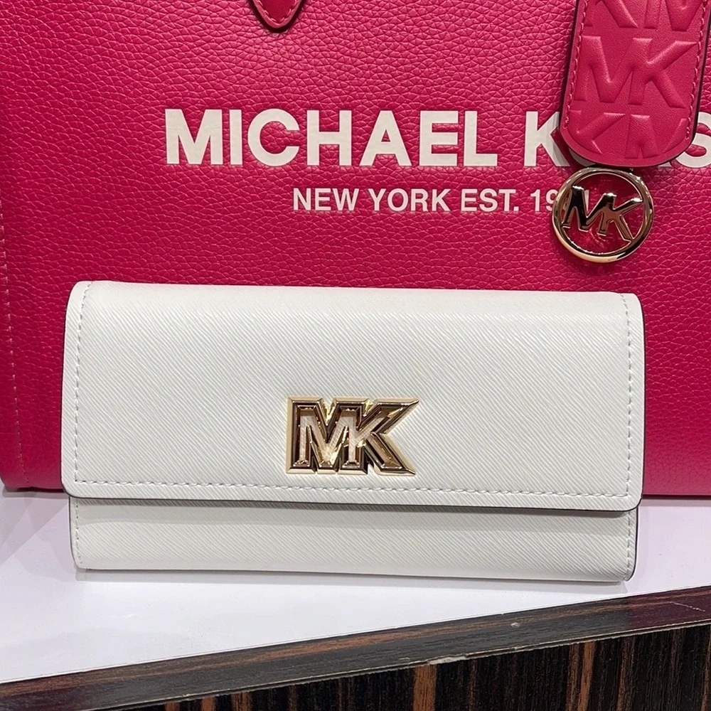 Michael Kors Mimi Large Saffiano Leather Bi-Fold Continental Wallet
Optic White - Picture 3 of 16